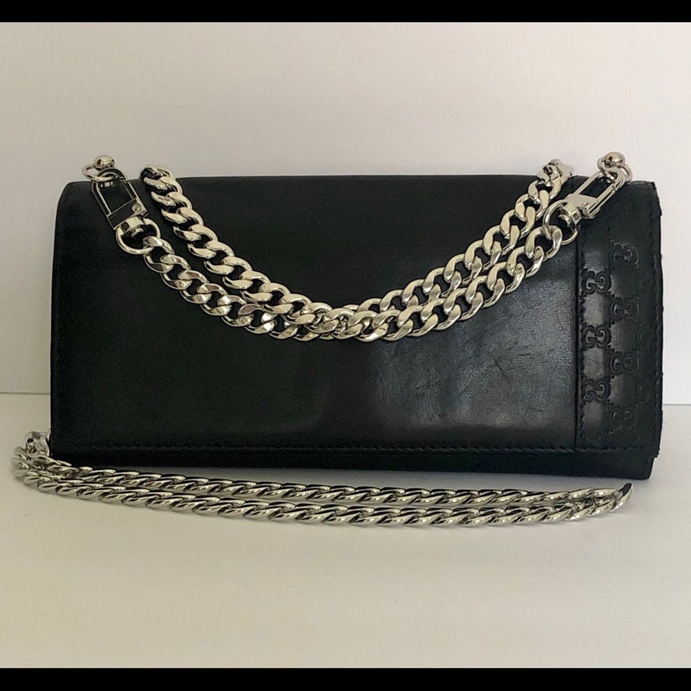 ❤️SOLD❤️ Gucci gg leather wallet on chain